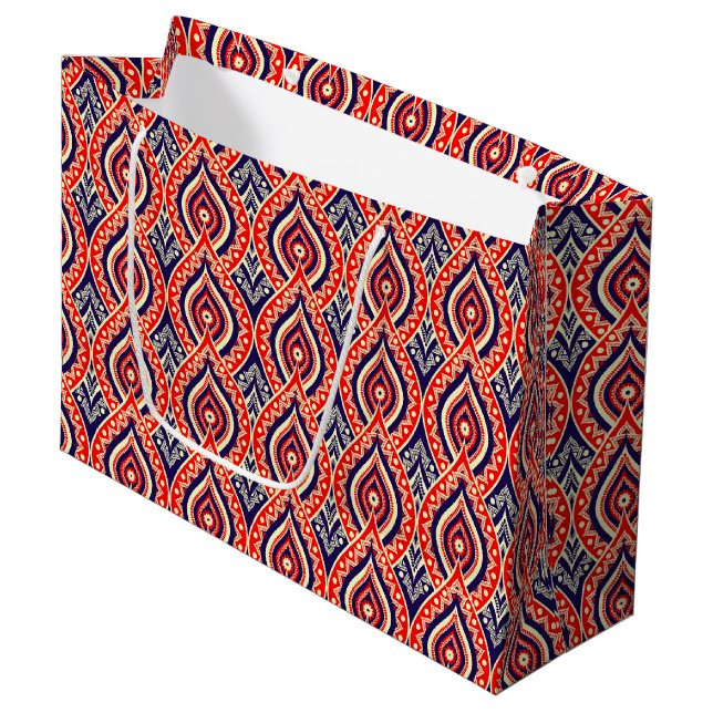 Grand Sac Cadeau Couleur rouge ethnique motif de fleurs indiennes (Devant Angle)