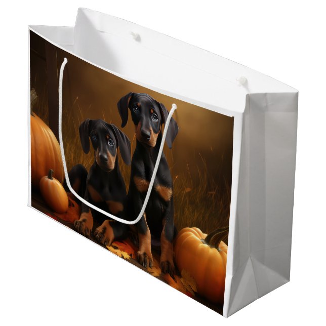 Grand Sac Cadeau Doberman Chiot Automne Citrouille de plaisir (Devant Angle)