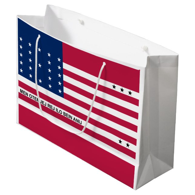 Grand Sac Cadeau Drapeau de l'atoll de Bikini Patriotique (Devant Angle)