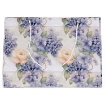 Élégance en Bloom Pastel Purple Hydrangea et Rose