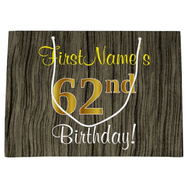 Grand Sac Cadeau Faux Wood Look, Faux Gold 62e anniversaire + nom (Devant)
