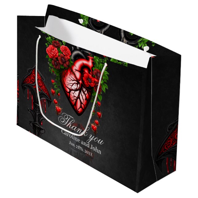 Grand Sac Cadeau Fleurs rouges du coeur gothique. (Devant Angle)