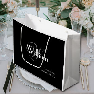 Grand Sac Cadeau Monogramme Groomsman + Nom Élégant Script Noir