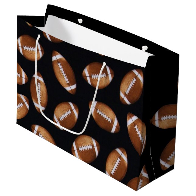 Grand Sac Cadeau Préparez pour un certain football (Devant Angle)