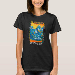 Grand Teton National Park Wyoming Distressed Vinta T-Shirt