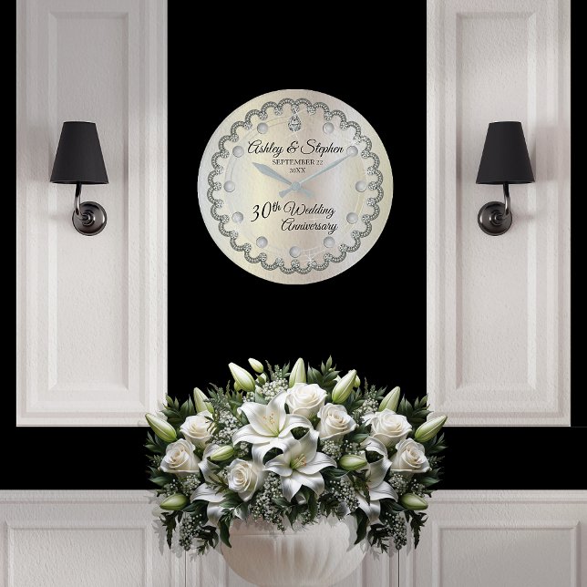 Grande Horloge Ronde 30e Wedding Anniversary (Elegant Faux Pearls and Diamonds 30th Wedding Anniversary Large Clock)
