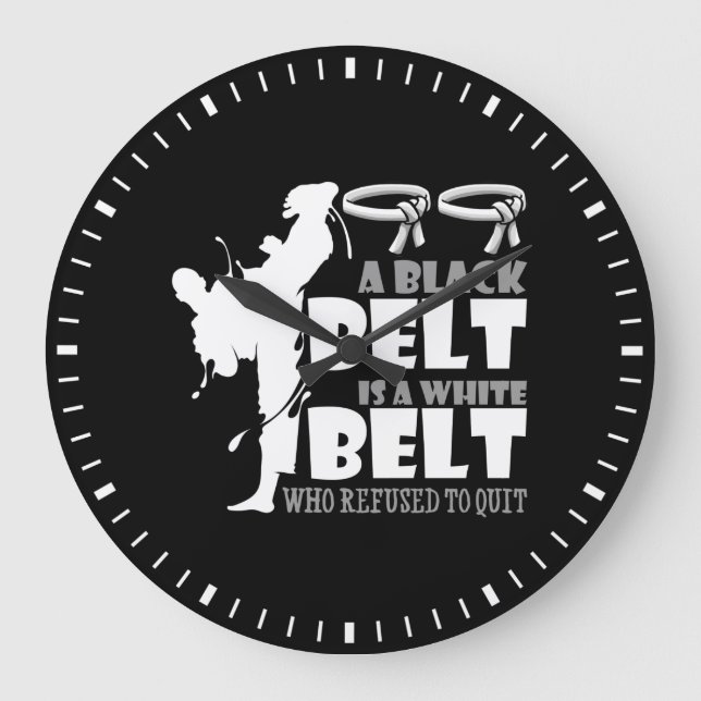 Grande Horloge Ronde A Black Belt Is A White Belt (Recto)