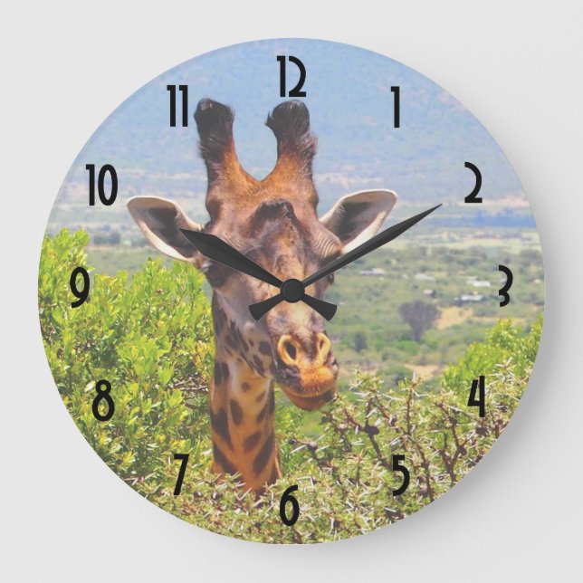 Grande Horloge Ronde Adorable Giraffe Poking His Head Above The Trees (Recto)