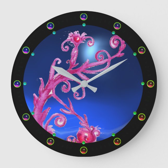 GRANDE HORLOGE RONDE BÉRIES MAGIQUES ; CHAUSSURES FLORALES ROSES PIERRE (Recto)