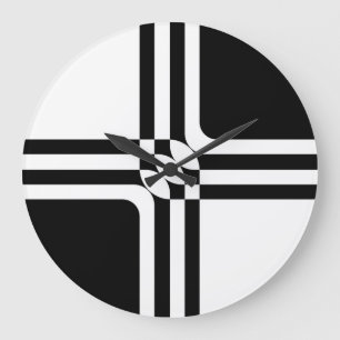Grande Horloge Ronde Black and white fantasy