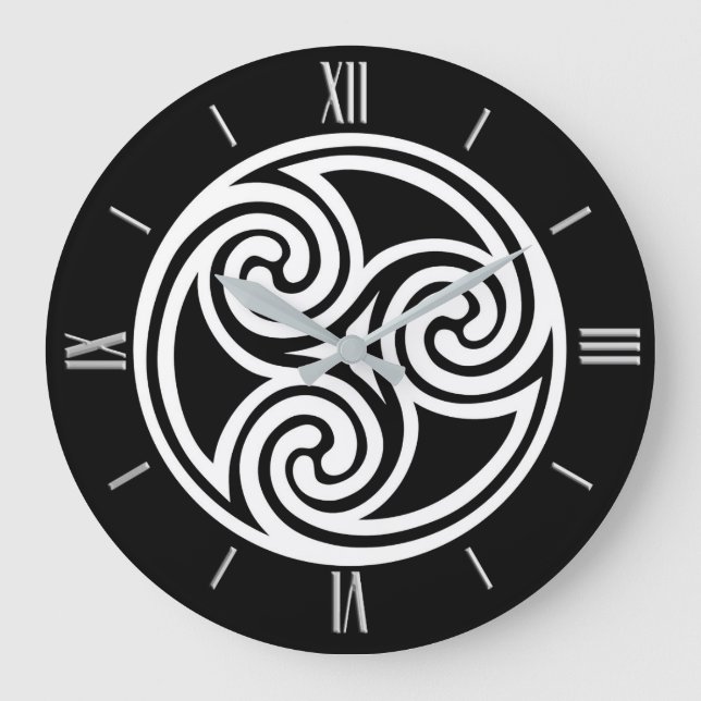 Grande Horloge Ronde Celtic Triskel Ornament, Black and White (Recto)