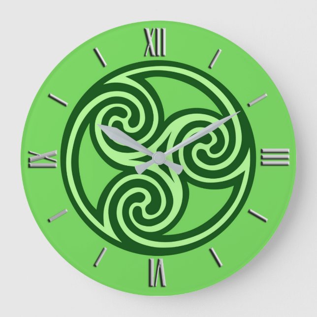 Grande Horloge Ronde Celtic Triskels Ornament, Lime and Dark Green (Recto)