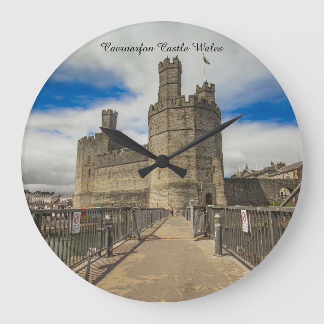 Grande Horloge Ronde Château de Caernarfon Wales. (Recto)