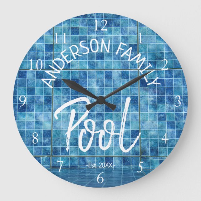 Grande Horloge Ronde Cool Blue Tile Piscine Nom de famille cUSTOM (Recto)