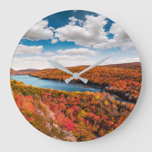 Grande Horloge Ronde Eau   Porcupine Mountains Michigan
