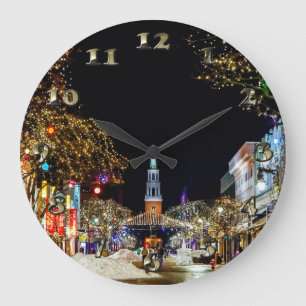 Grande Horloge Ronde Église de la rue de Noël et neige