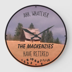 Grande Horloge Ronde Famille retraitée Vieux Nom de la famille Amusant