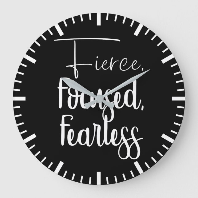 Grande Horloge Ronde Fierce, Focused, Fearless - Hustle, Gymnase, Succè (Recto)