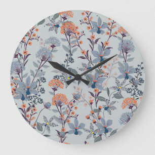Grande Horloge Ronde Fleurs sauvages sur bleu, motif botanique.