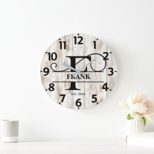 Grande Horloge Ronde Fond en bois rustique F monogramme