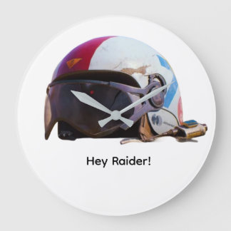 Grande Horloge Ronde Hé Raider ! Il est temps d'aller en haut.