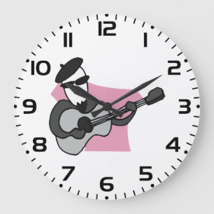 Grande Horloge Ronde Homme portant un béret jouant de la guitare acoust