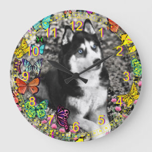 Grande Horloge Ronde Irie le Husky Sibérien dans Butterflies II
