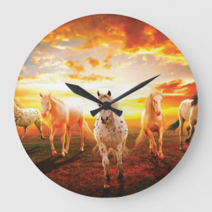 Grande Horloge Ronde Les chevaux au coucher du soleil lancent l'oreille