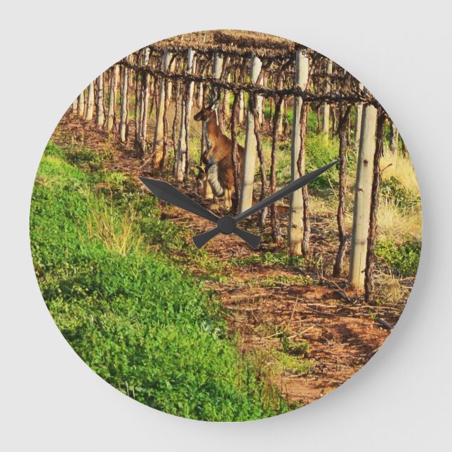 Grande Horloge Ronde Maman et Joey Kangourou se cachant dans les vignes (Recto)