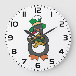 Grande Horloge Ronde Manchot irlandais tenant un ours en peluche de Noë