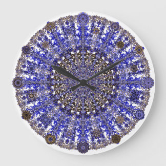 Grande Horloge Ronde mandala design coloré au Maroc