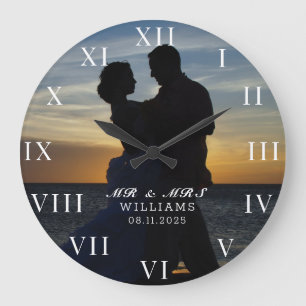 Grande Horloge Ronde Mariage Élégant Moderne Photo Nouvellement Mariés