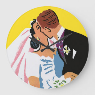 Grande Horloge Ronde Mariage Vintage, jeunes mariés s'embrassant