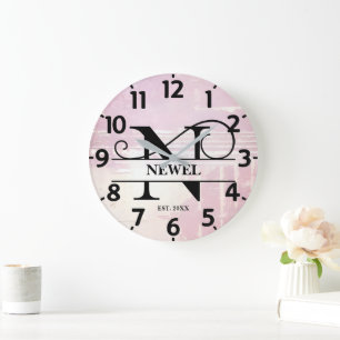Grande Horloge Ronde Monogramme N en Lavande Pâle en Distress