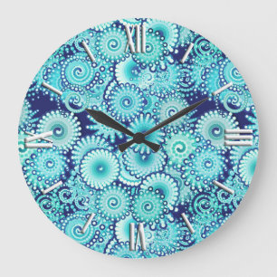 Grande Horloge Ronde Motif de tourbillon fractal, nuances de bleu denim