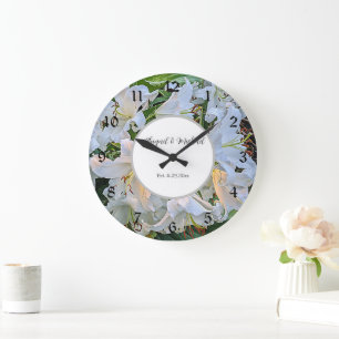 Grande Horloge Ronde Noms de couple de mariage aux lis blancs Floral