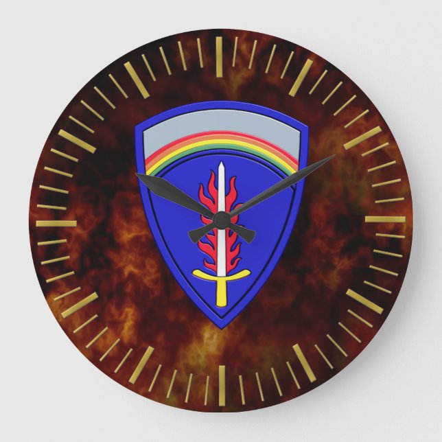 Grande Horloge Ronde Patch d'épaule USAREUR (look émaillé) (Recto)