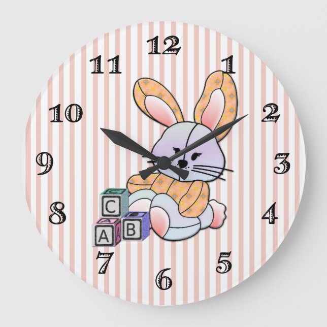 Grande Horloge Ronde Pépinière à rayures roses personnalisées - Lapin (Recto)