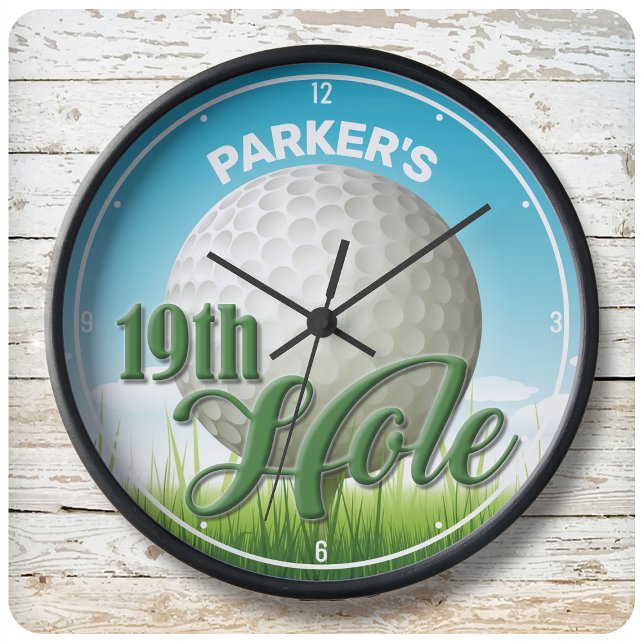 Grande Horloge Ronde PERSONALIZED NAME Golfer Golf Pro Ball 19th Hole (Créateur téléchargé)