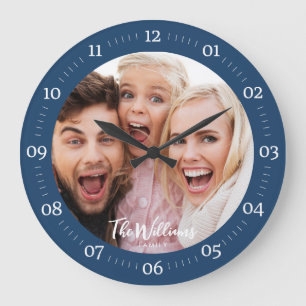 Grande Horloge Ronde Photo de famille avec script moderne Grande horlog