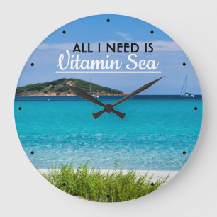 Grande Horloge Ronde Plage de sable blanc avec eau turquoise vitamine m