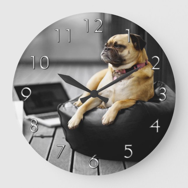 Grande Horloge Ronde Pug at (Recto)