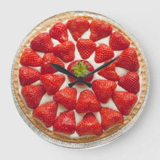 Grande Horloge Ronde Strawberry Tart Wall Clock