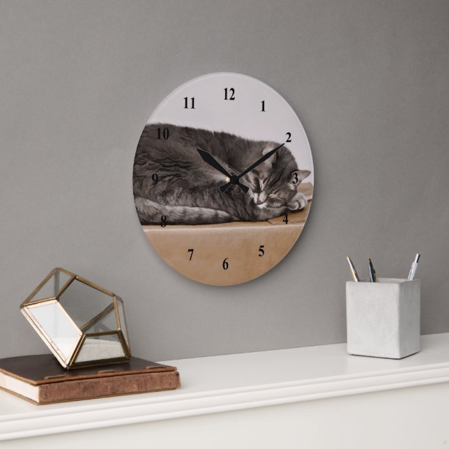 Grande Horloge Ronde Tabby Cut Gris Chat Dormir Sur Boîte (Bureau)