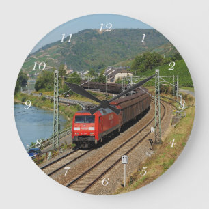 Grande Horloge Ronde Train de marchandises à Lorch, sur le Rhin