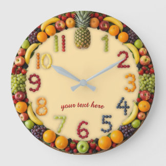 Grande Horloge Ronde Vibrant Summer Fruit Salad Wall Clock - Custom