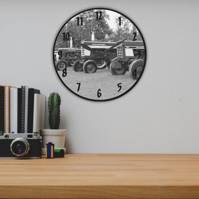 Grande Horloge Ronde Vieux Tracteur Monochrome Fer 2016 (Créateur téléchargé)