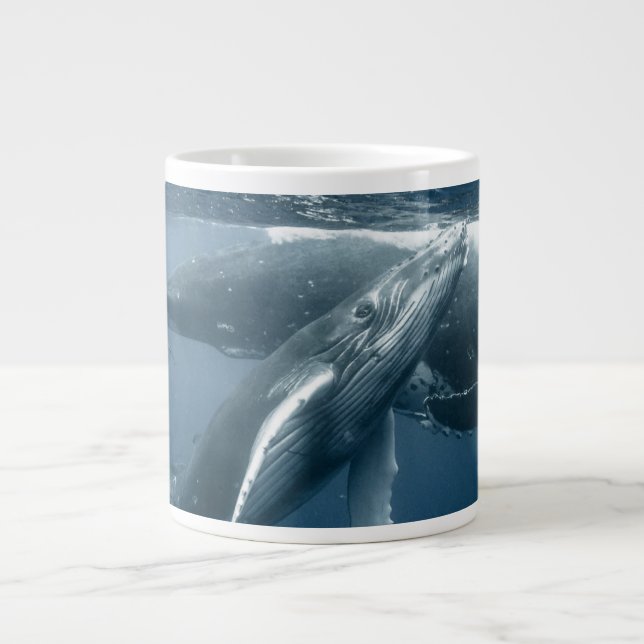 Grande Tasse Animaux de bébés cutest | Calf de baleine à bosse (Devant)