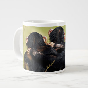 Grande Tasse Animaux de bébés cutest Trois chimpanzés en trai
