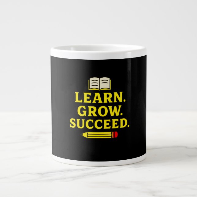 Grande Tasse Apprenez. Croissance. Réussi. Motivation (Devant)
